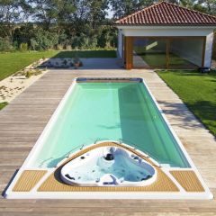 Композитный бассейн Compass Pools Yacht Pool 115