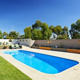Композитный бассейн Compass Pools Riverina 67