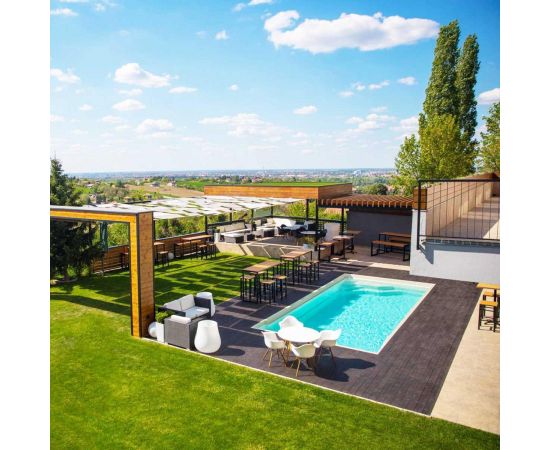 Бассейны Compass Pools серия Briliant