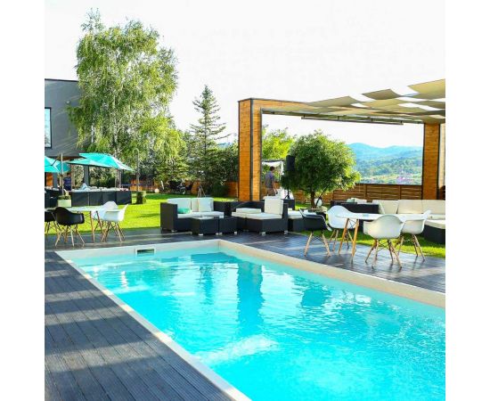 Бассейны Compass Pools серия Briliant