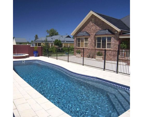 Бассейн Compass Riverina 106