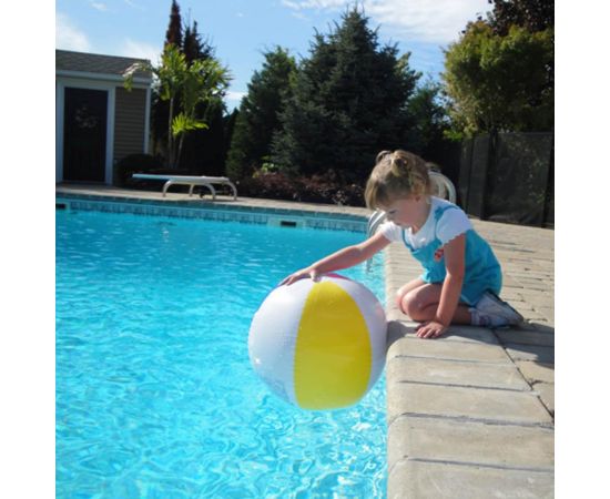 Открытый бассейн - это опасность для жизни ребёнка
