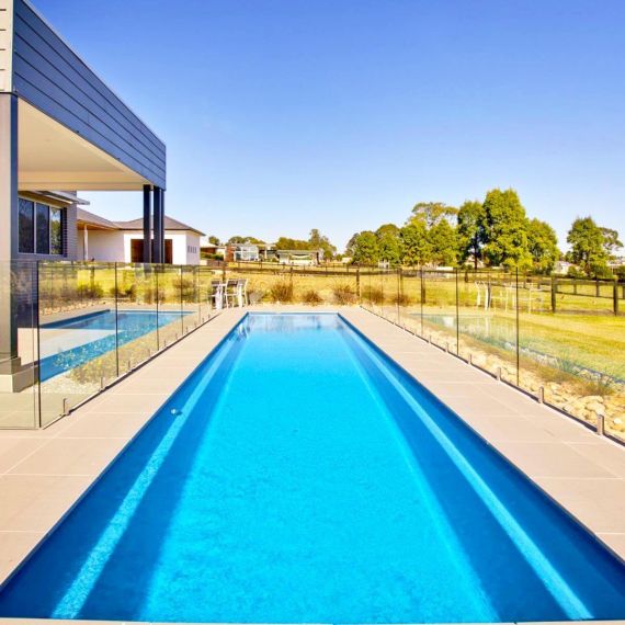 Compass Pools XL-Fast Lane 122