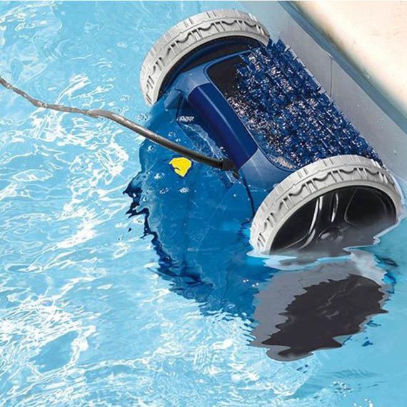 Робот-пылесос Zodiac Vortex RV 5480 IQ очищает стену чаши